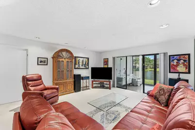 9283 Vista Del Lago #G, Boca Raton, FL 33428 - Photo 13
