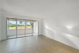 3871 Via Poinciana, Lake Worth, FL 33467 - Photo 13