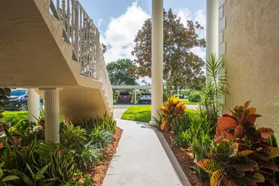 406 Grove Isle Circle #406, Vero Beach, FL 32962 - Photo 3