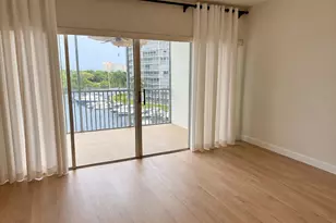 1427 E Hillsboro Blvd, Deerfield Beach, FL 33441 - Photo 5