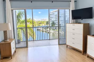 1427 E Hillsboro Blvd, Deerfield Beach, FL 33441 - Photo 13
