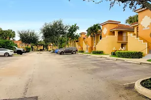 680 NW 79th Terrace, Pembroke Pines, FL 33024 - Photo 15