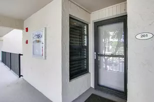 8 Royal Palm Way, Boca Raton, FL 33432 - Photo 3
