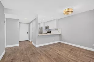 163 Lake Evelyn Dr, West Palm Beach, FL 33411 - Photo 9