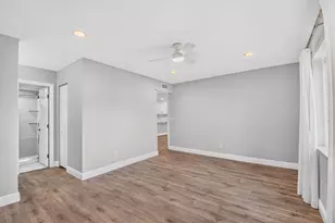 163 Lake Evelyn Dr, West Palm Beach, FL 33411 - Photo 21