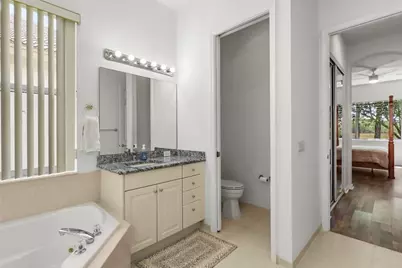 9110 Bay Harbour Circle, West Palm Beach, FL 33411 - Photo 25