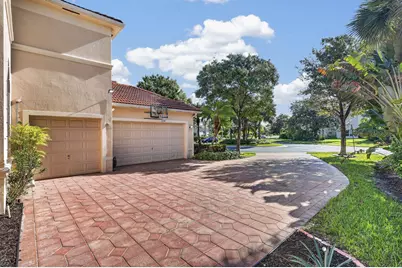 1217 Creekside Drive, Wellington, FL 33414 - Photo 9