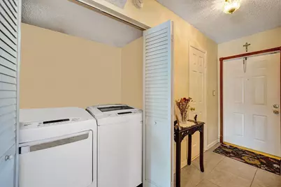 10772 NW 11th Street, Pembroke Pines, FL 33026 - Photo 27