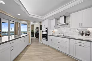 100 Lakeshore Dr, North Palm Beach, FL 33408 - Photo 13