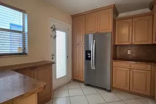 6061 N Falls Cir Dr, Lauderhill, FL 33319 - Photo 23