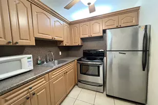4023 Berkshire B, Deerfield Beach, FL 33442 - Photo 1