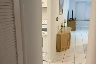 2400 NE 33rd Ave, Fort Lauderdale, FL 33305 - Photo 3