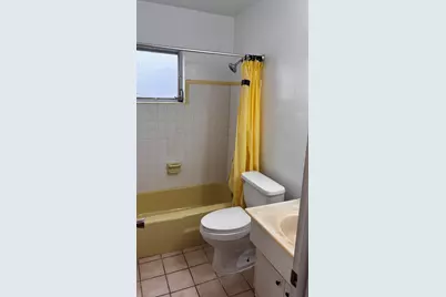 250 NE 40th Street #38, Oakland Park, FL 33334 - Photo 7