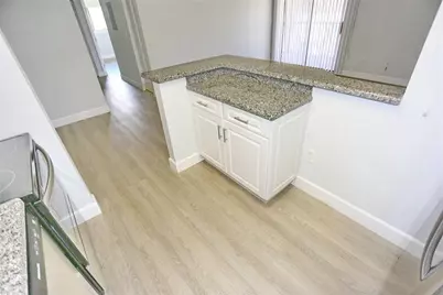 9712 S Belfort Circle, Tamarac, FL 33321 - Photo 17
