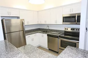 9712 S Belfort Cir, Tamarac, FL 33321 - Photo 15