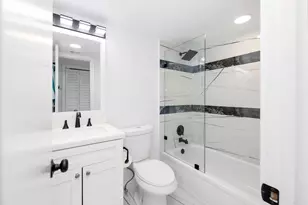 2106 S Cypress Bend Dr, Pompano Beach, FL 33069 - Photo 21