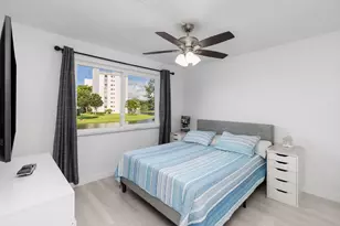 2106 S Cypress Bend Dr, Pompano Beach, FL 33069 - Photo 13