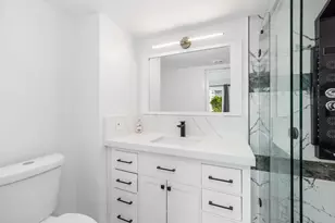 2106 S Cypress Bend Dr, Pompano Beach, FL 33069 - Photo 15