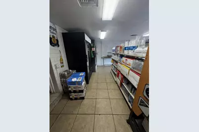 261 E Commercial Boulevard, Oakland Park, FL 33334 - Photo 17