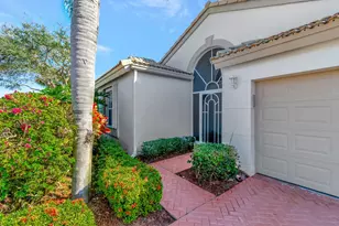 5670 Swaying Palm Ln, Boynton Beach, FL 33437 - Photo 3