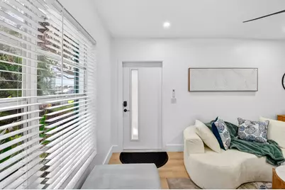 323 De Carie Street #1, Delray Beach, FL 33444 - Photo 15