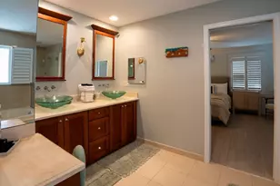 14049 Port Cir, Palm Beach Gardens, FL 33410 - Photo 9