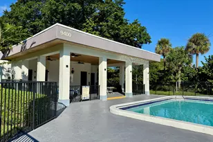 9233 SW 8th St, Boca Raton, FL 33428 - Photo 9
