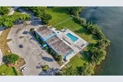 4821 NW 13th Avenue, Deerfield Beach, FL 33064 - Photo 3