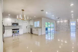 1123 SE 14th Ave, Deerfield Beach, FL 33441 - Photo 9