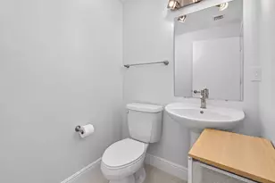 601 NE 36th St, Miami, FL 33137 - Photo 15