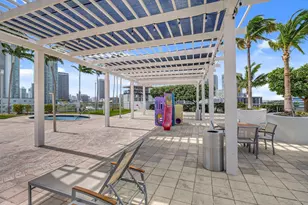 601 NE 36th St, Miami, FL 33137 - Photo 31