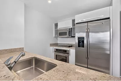 601 NE 36th Street #1008, Miami, FL 33137 - Photo 11