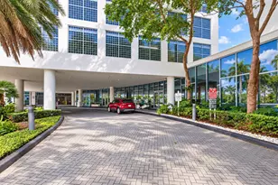 601 NE 36th St, Miami, FL 33137 - Photo 43