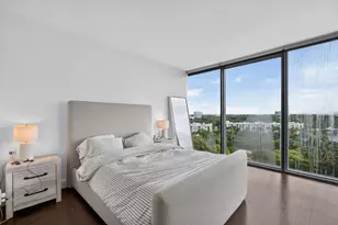 601 NE 36th St, Miami, FL 33137 - Photo 17