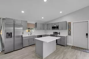 13699 Lavender Ln, Wellington, FL 33414 - Photo 3