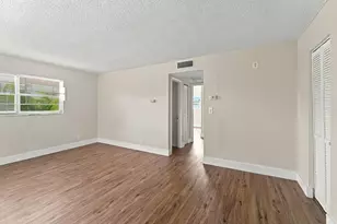241 SE 9th Ave, Pompano Beach, FL 33060 - Photo 3