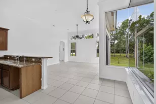 11030 56th Pl N, The Acreage, FL 33411 - Photo 13