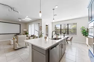4617 Pinehurst Trl E, Oakland Park, FL 33309 - Photo 11