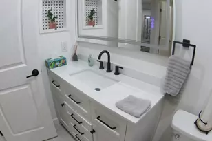 718 Burgundy O, Delray Beach, FL 33484 - Photo 13