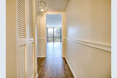 800 Parkview Drive #826, Hallandale Beach, FL 33009 - Photo 13