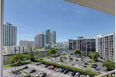 800 Parkview Drive #826, Hallandale Beach, FL 33009 - Photo 25