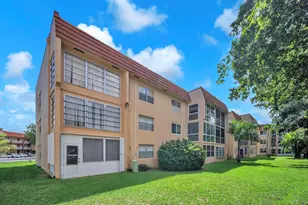 9301 Sunrise Lakes Blvd, Sunrise, FL 33322 - Photo 37