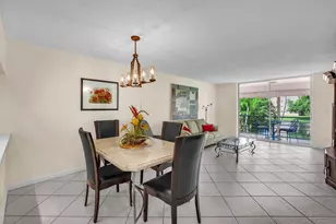 9301 Sunrise Lakes Blvd, Sunrise, FL 33322 - Photo 13