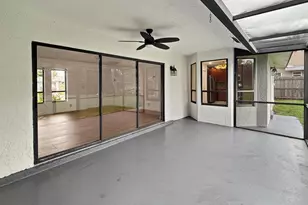 102 Valencia St, Royal Palm Beach, FL 33411 - Photo 27