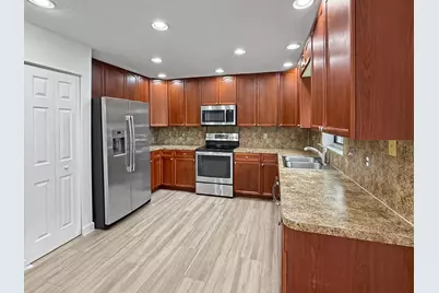 102 Valencia Street, Royal Palm Beach, FL 33411 - Photo 11