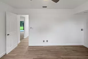 102 Valencia St, Royal Palm Beach, FL 33411 - Photo 23