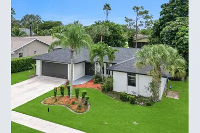 102 Valencia Street, Royal Palm Beach, FL 33411 - Photo 9