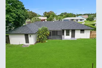 102 Valencia Street, Royal Palm Beach, FL 33411 - Photo 3