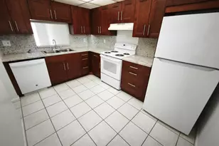 8720 Shadow Wood Blvd, Coral Springs, FL 33071 - Photo 3