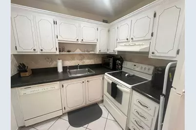 20 Waterford A, Delray Beach, FL 33446 - Photo 7